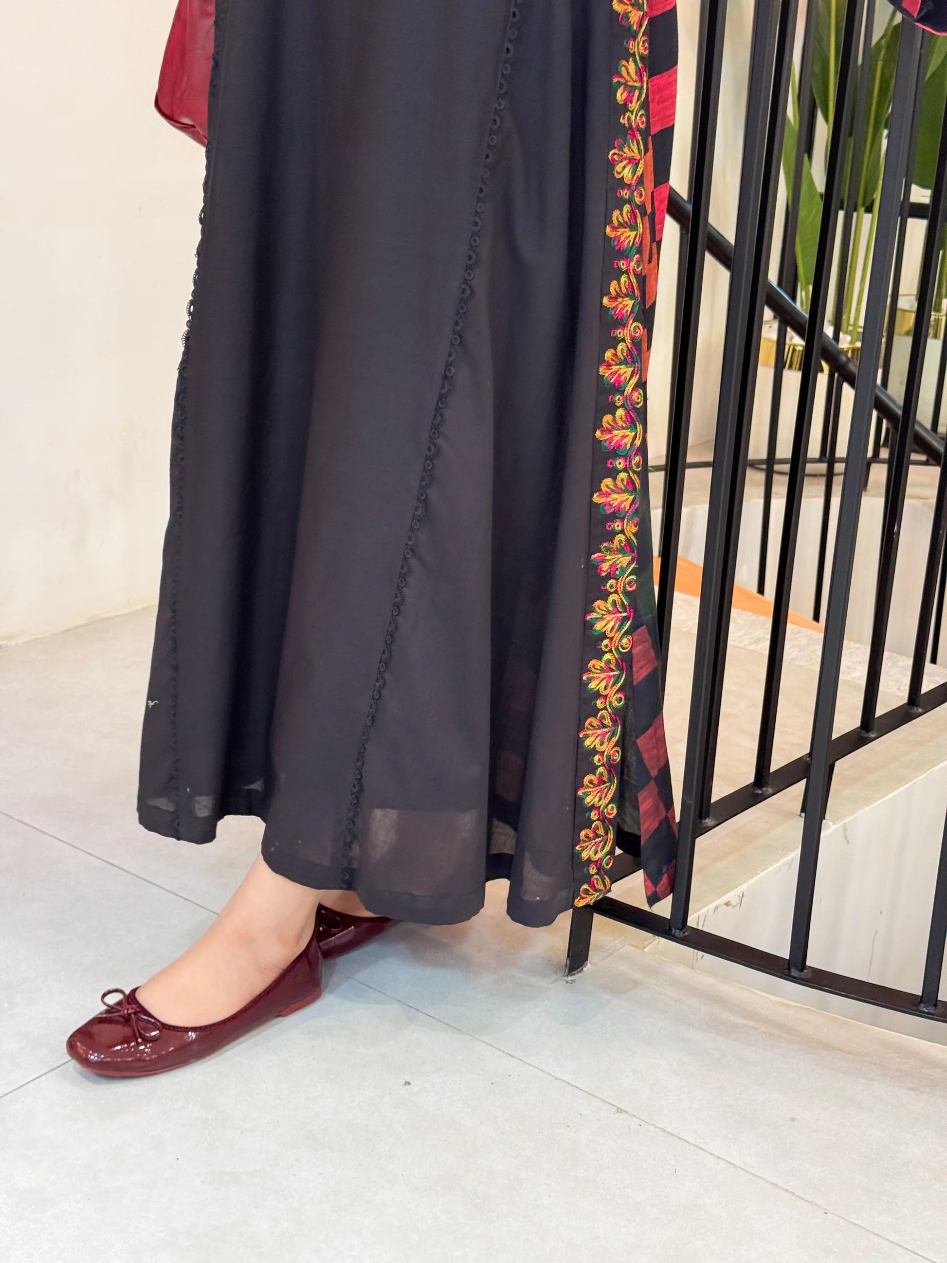 Black Lawn Embroidered Frock – Elegant Eastern Style