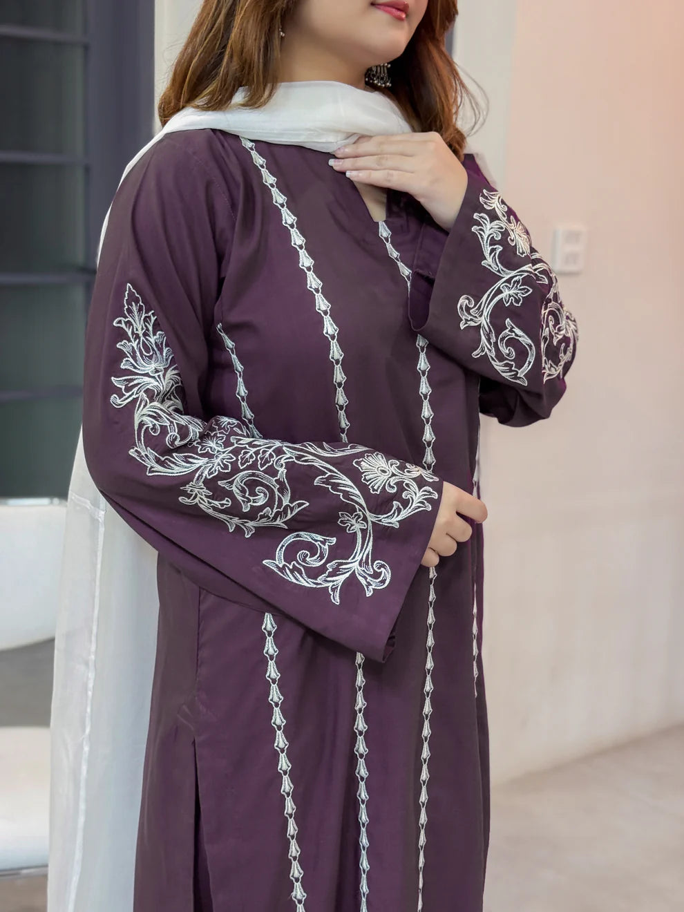 Purple Embroidered 3-Piece Suit – Mid-Season Collection
