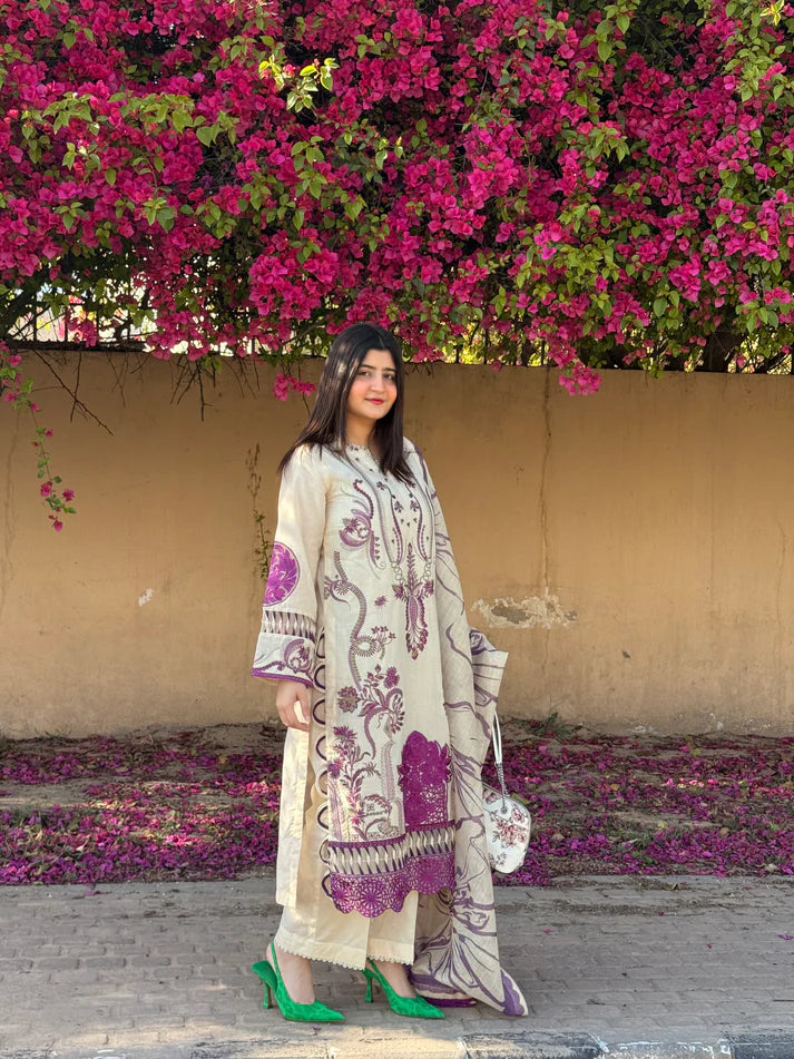 Off White Embroidered 3-Piece Suit with Dupatta