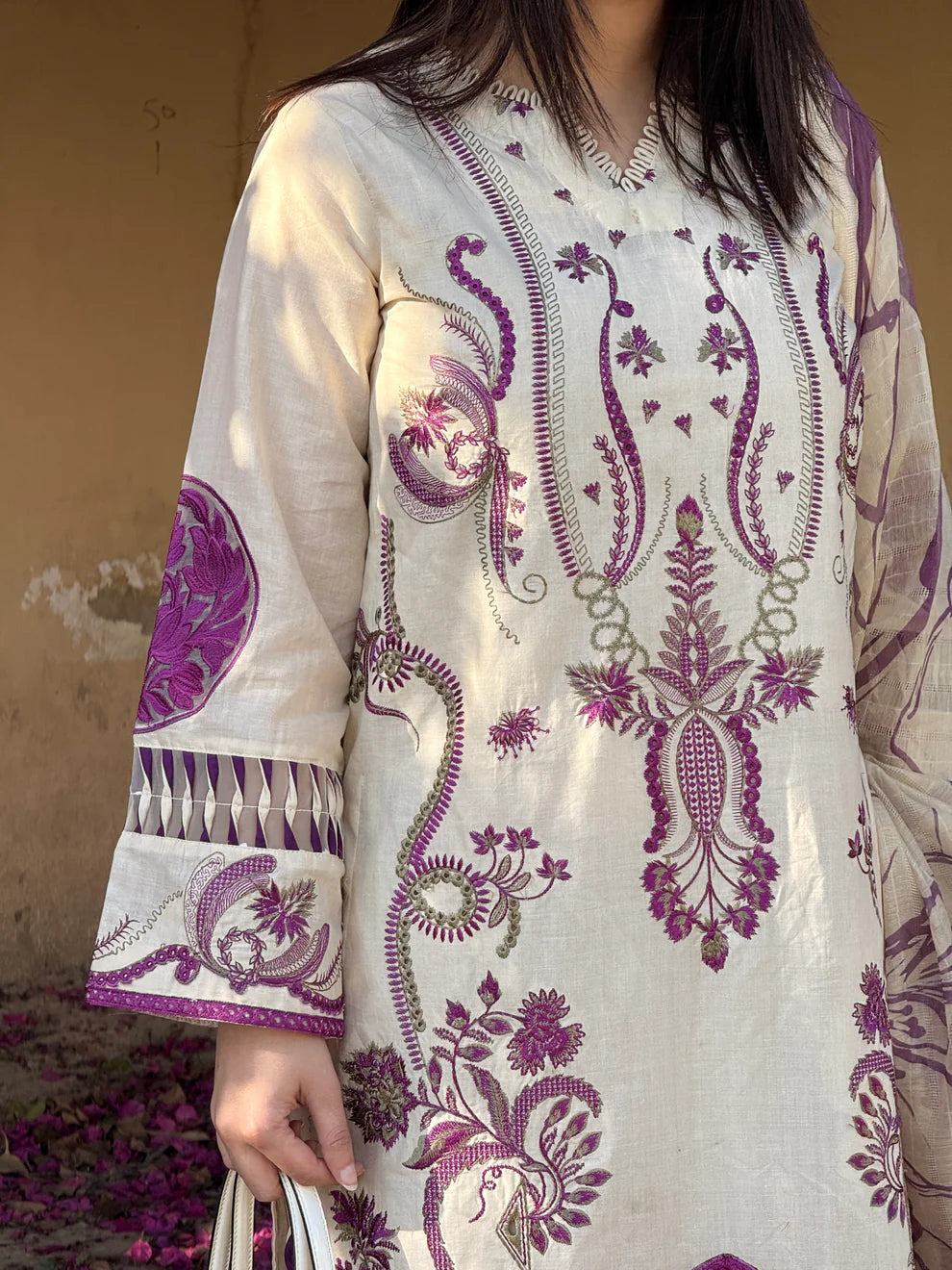 Off White Embroidered 3-Piece Suit with Dupatta