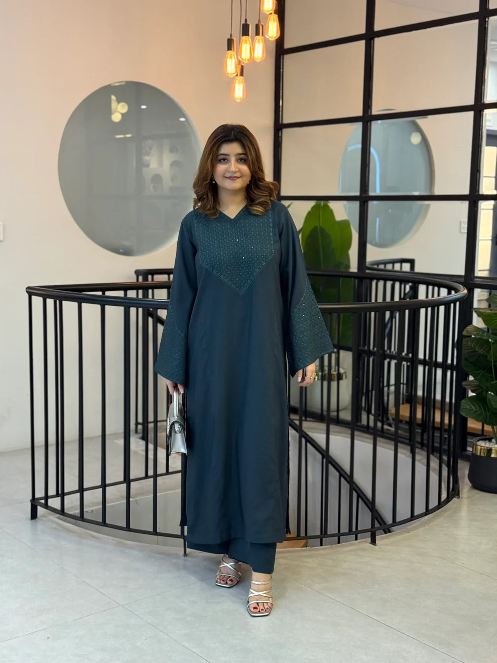 Winter Karandi Embroidered 2-Piece Suit – Green