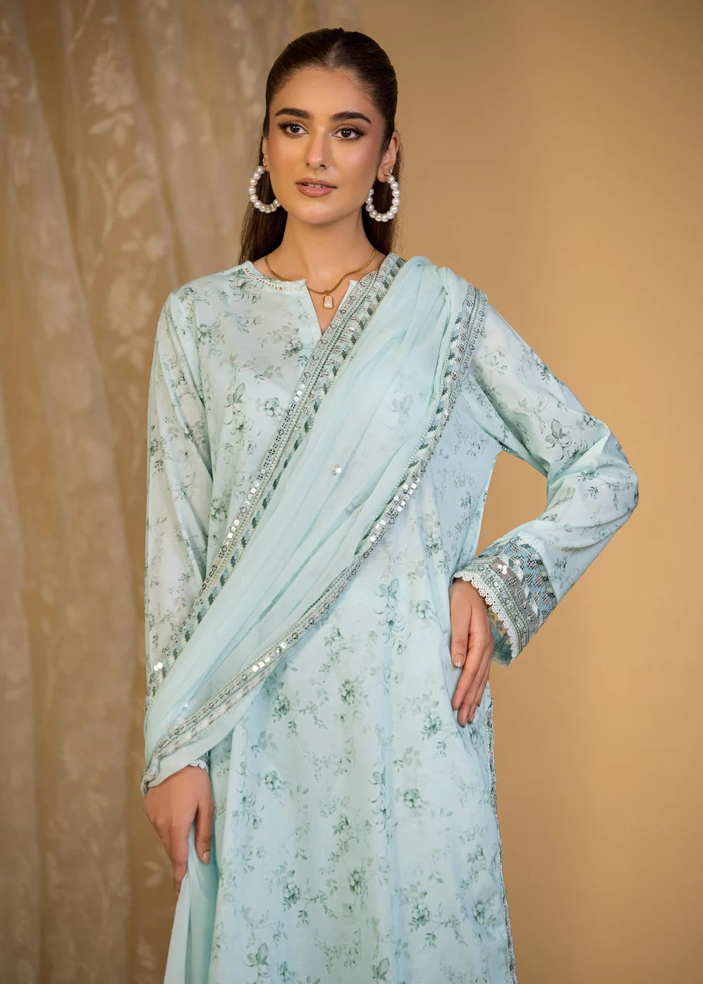 3 Piece Embroidered Lawn Suit