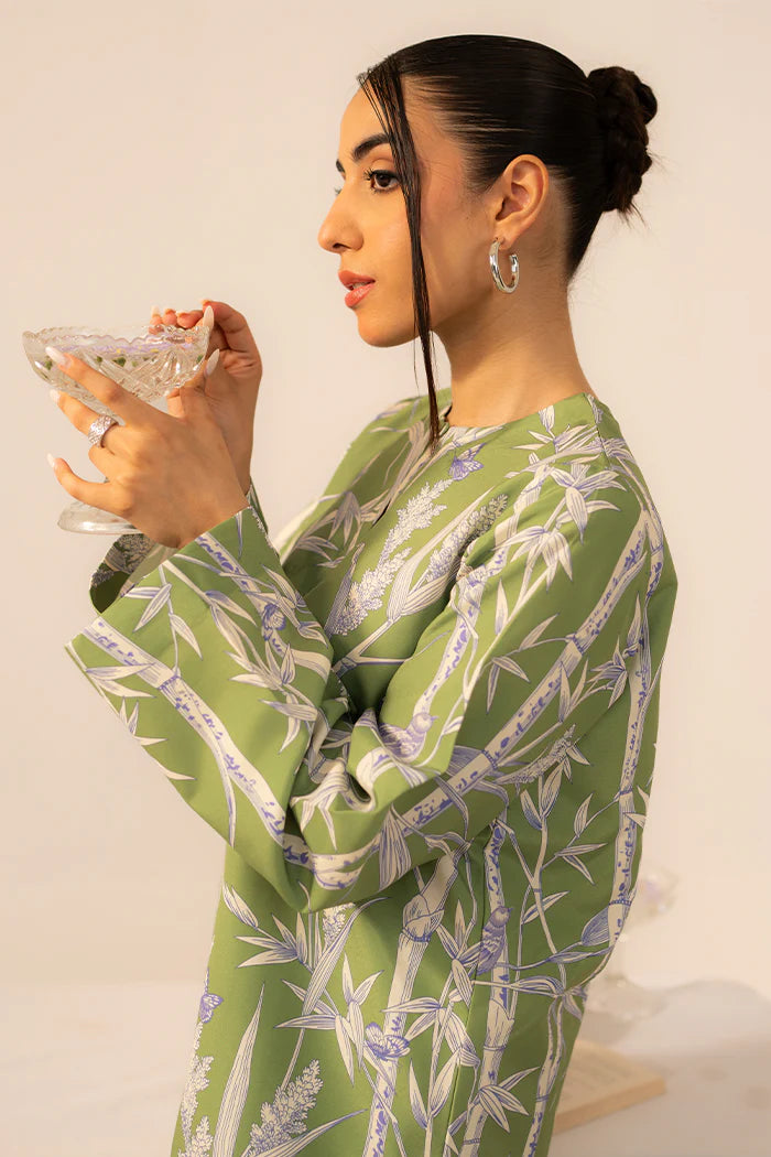 Green 2-Piece Suit with White Printed Design