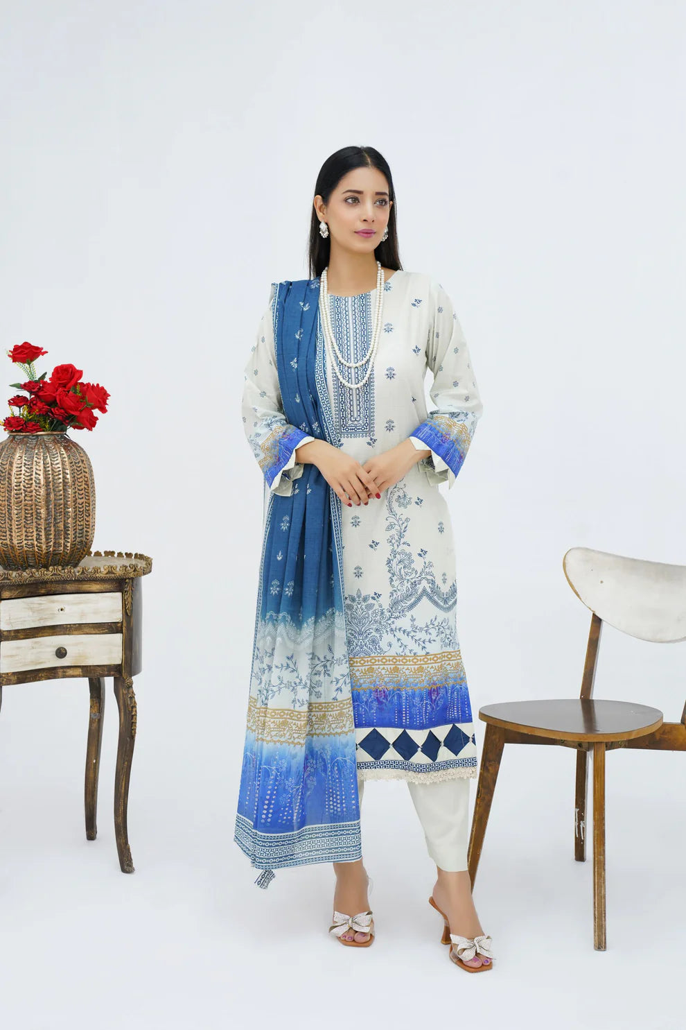 Blue & White Printed Winter 3-Piece Suit