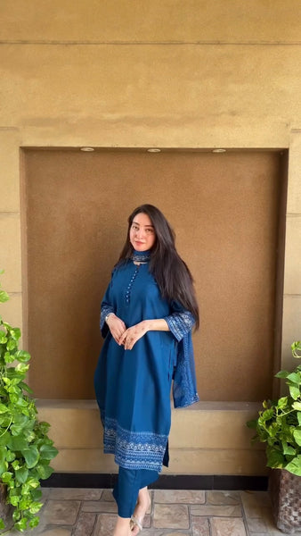 3 Piece Embroidered Lawn Suit – Teal Blue with Dupatta