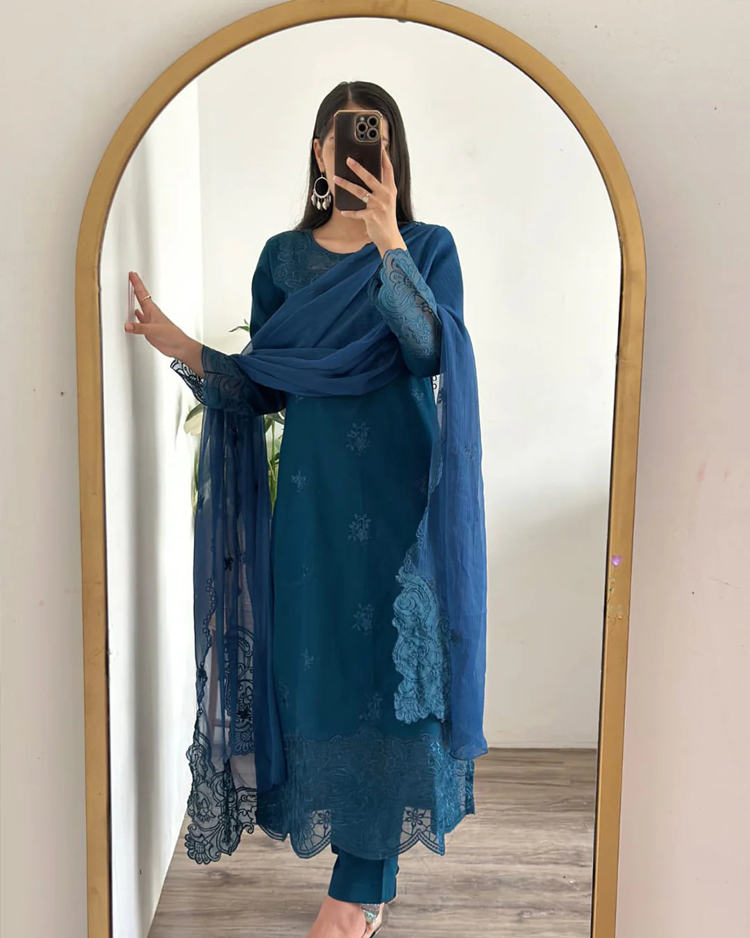 Elegant Winter 3-Piece Embroidered Suit