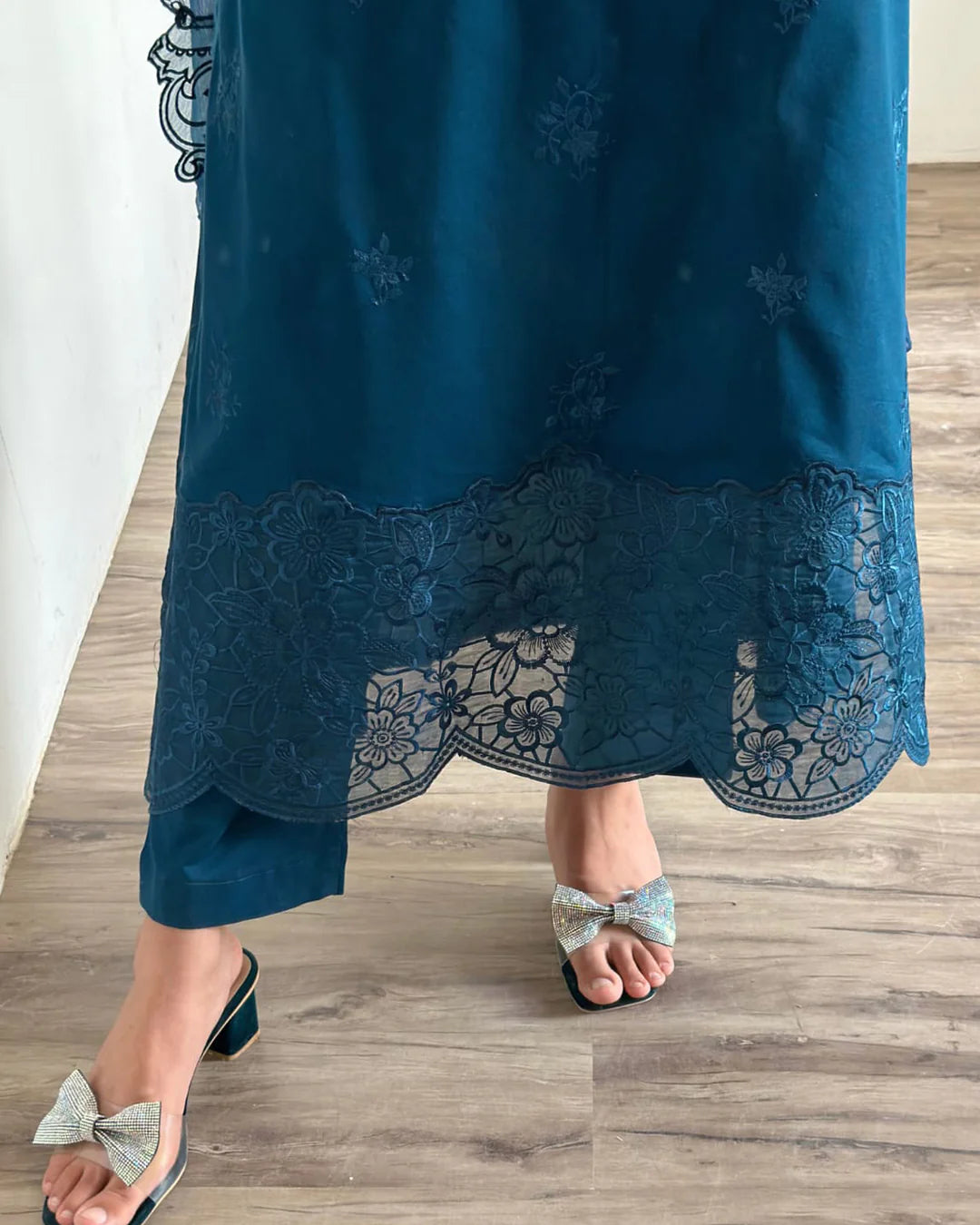 Elegant Winter 3-Piece Embroidered Suit