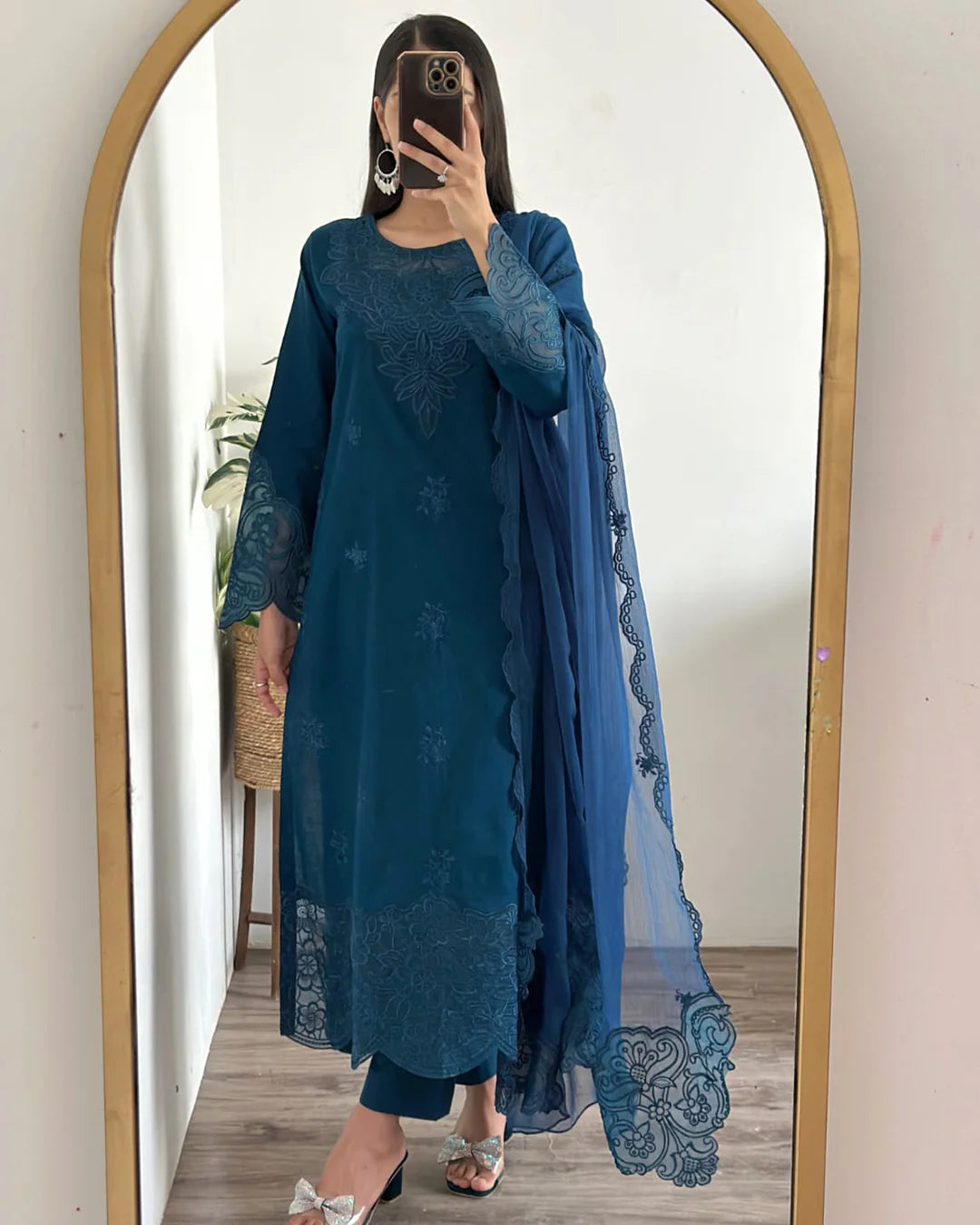 Elegant Winter 3-Piece Embroidered Suit