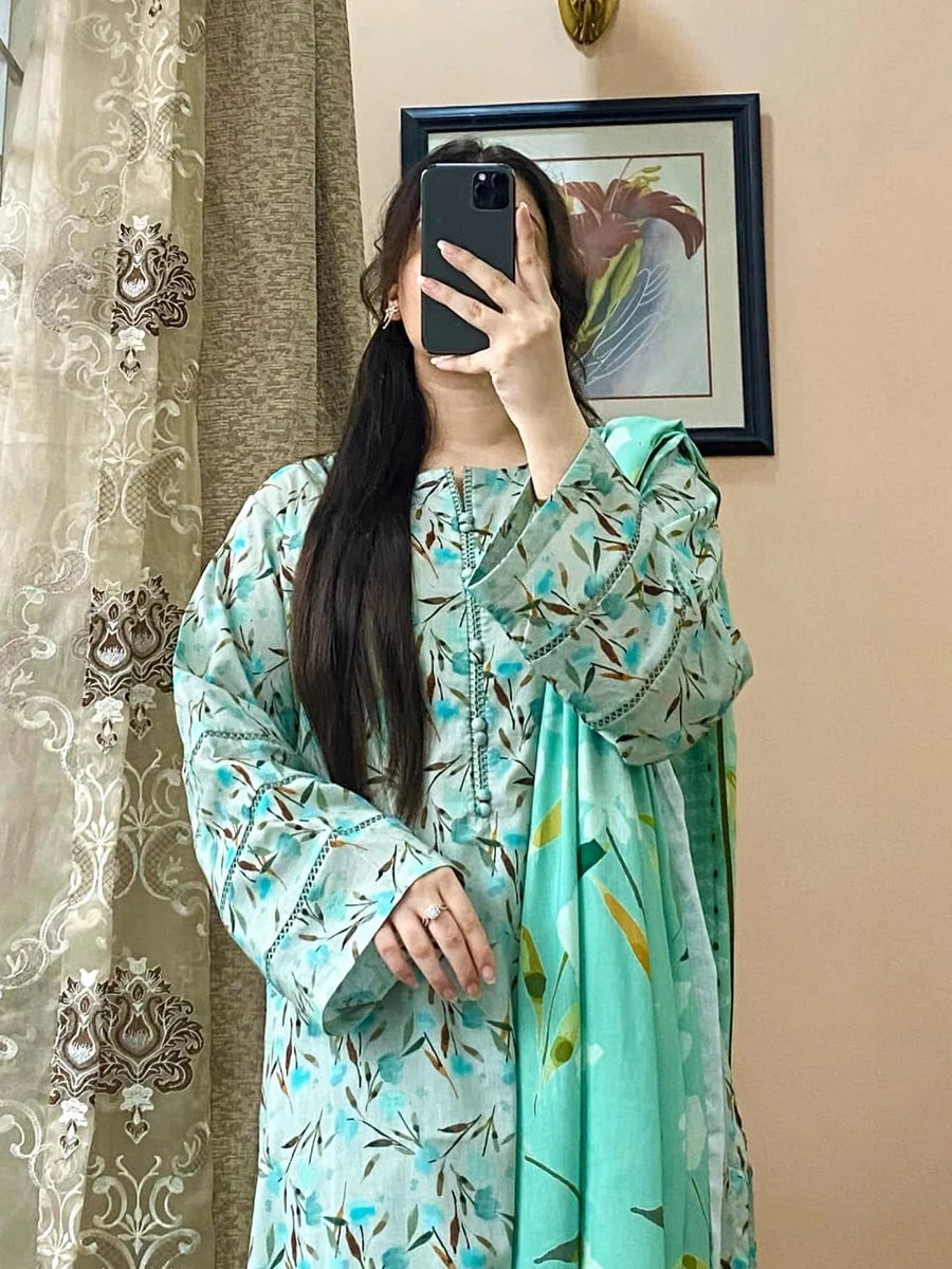 3 Piece Printed Lawn Suit with Dupatta – Mid Season Casual Elegance