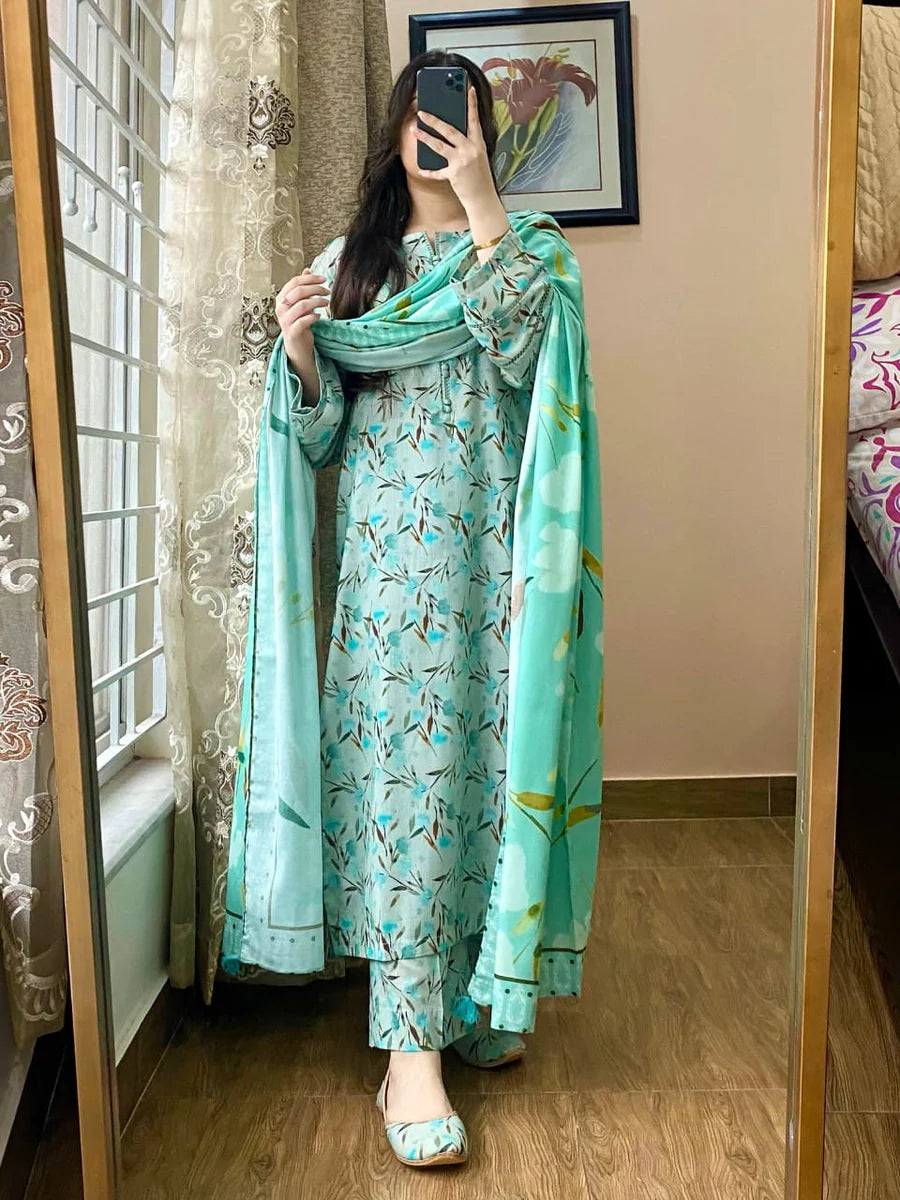 3 Piece Printed Lawn Suit with Dupatta – Mid Season Casual Elegance